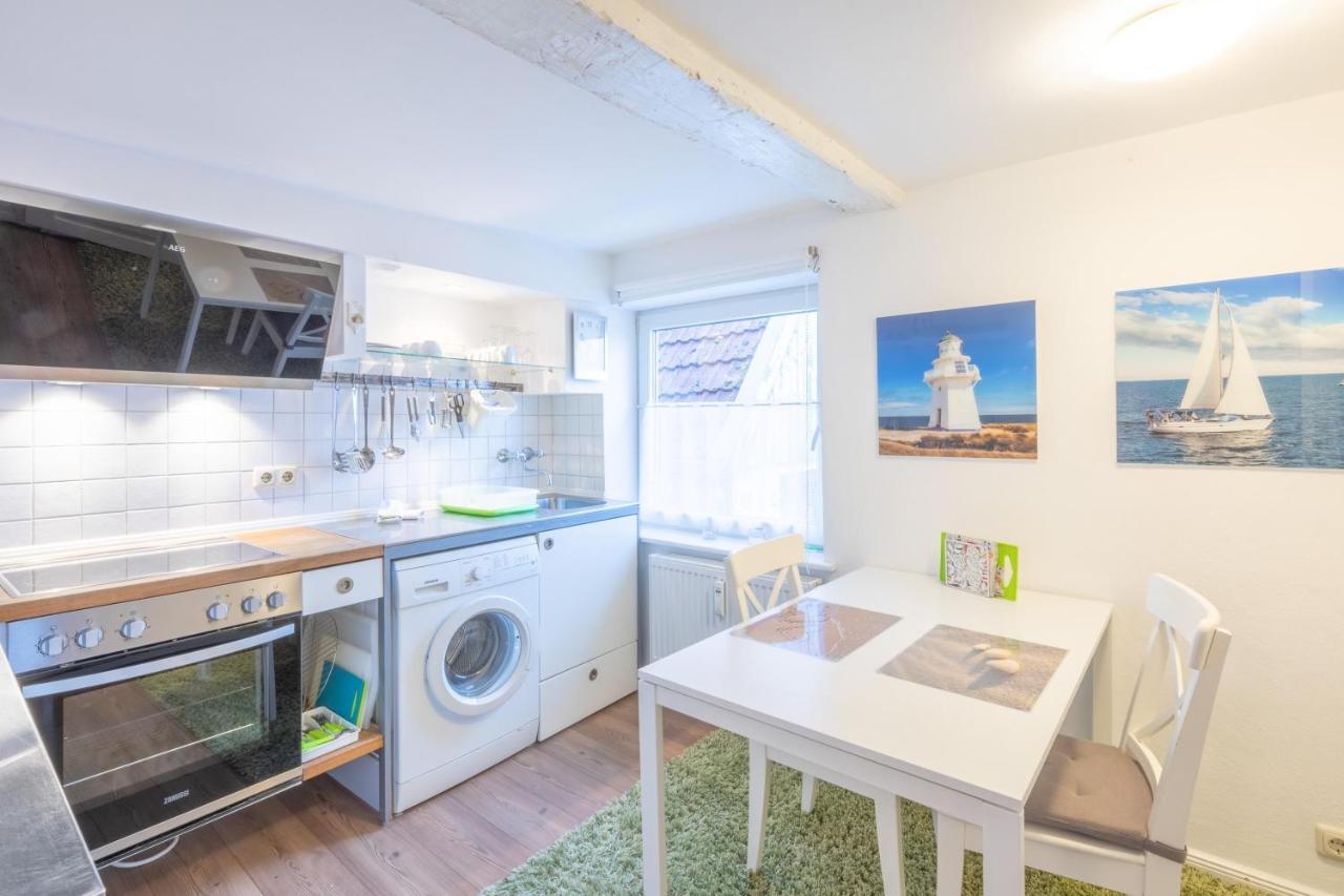 Apartmenthaus Toenning Kleine Kajuete Buitenkant foto