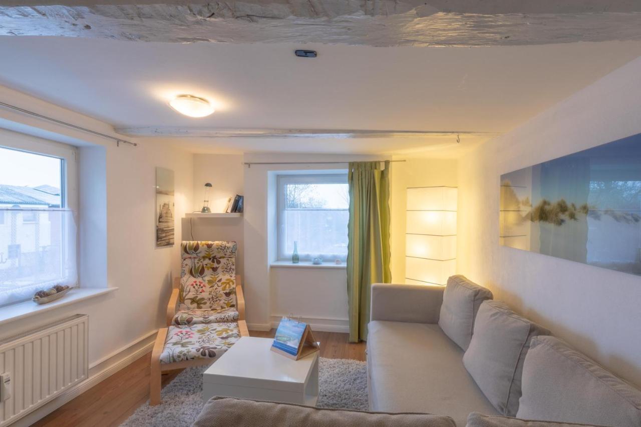 Apartmenthaus Toenning Kleine Kajuete Buitenkant foto